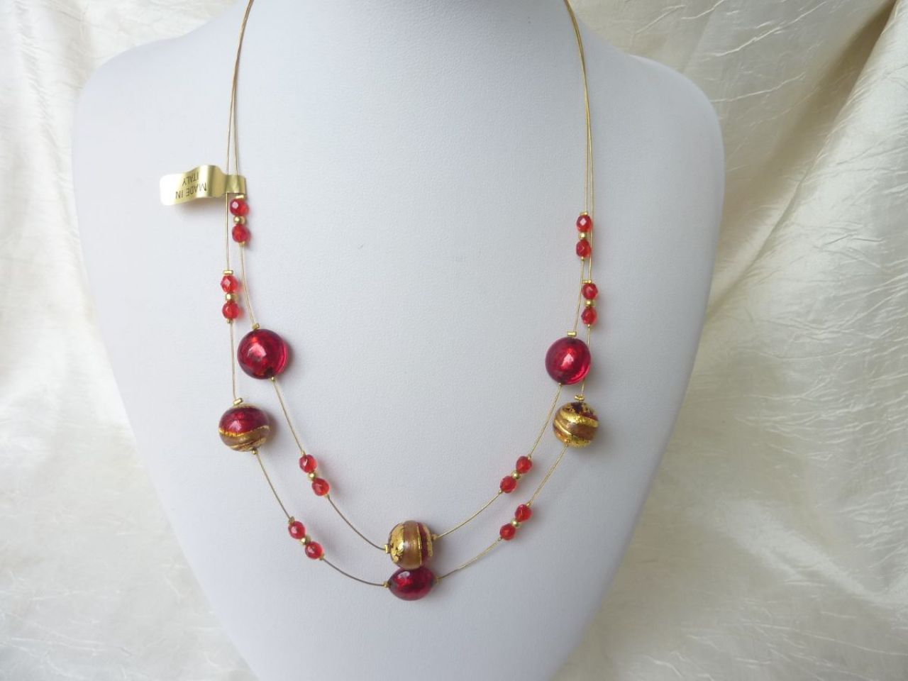 collier rouge à 2 ranges, perles fait main en verre de Venise et feuille d'or, fil en acier doré