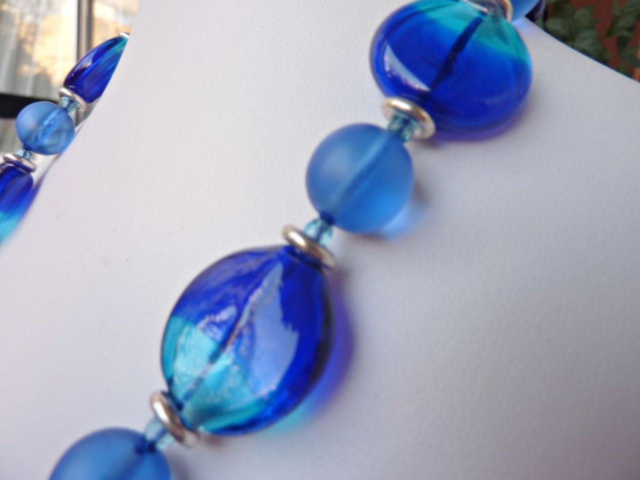 bijou femme en verre, collier bleu 