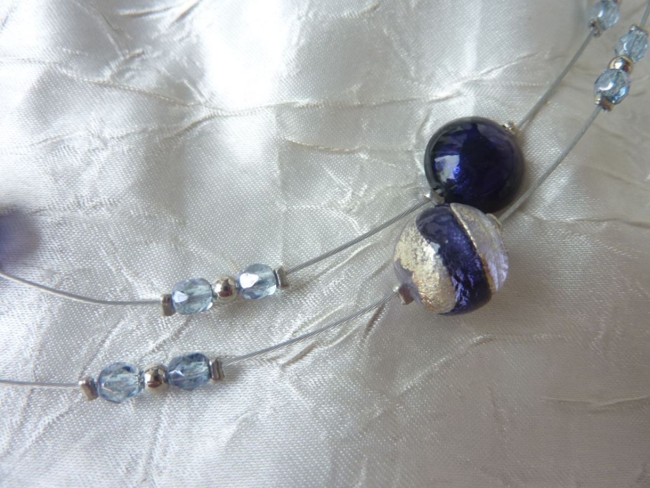 collier femme, bijoux en verre de Murano 