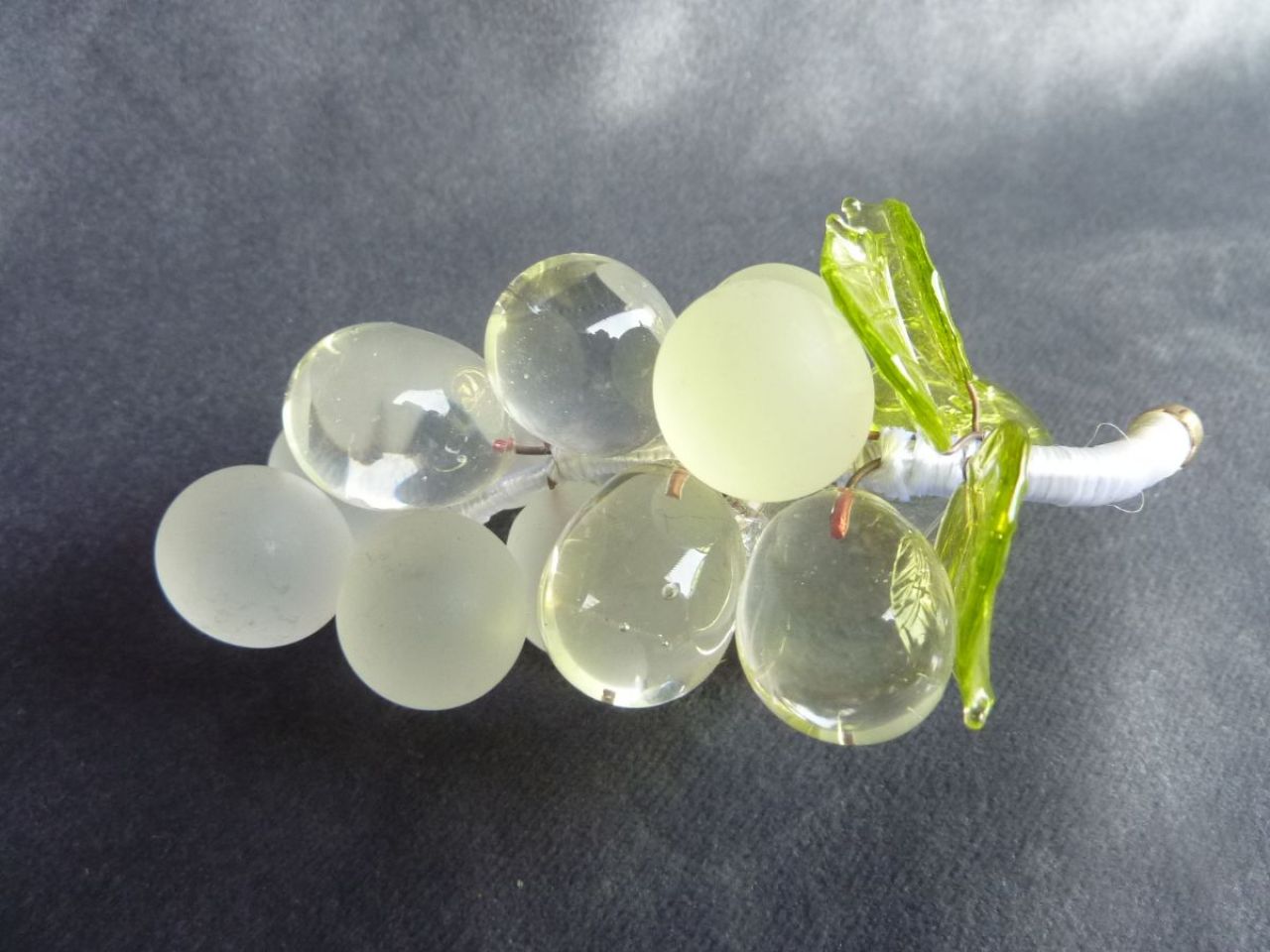 grappe de raisin en verre de murano, objets en verre de Murano 