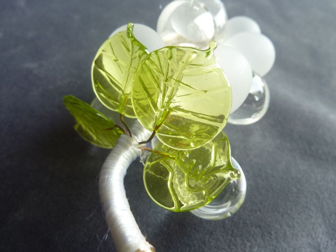 grappe de raisin en verre de murano, objets en verre de Murano 