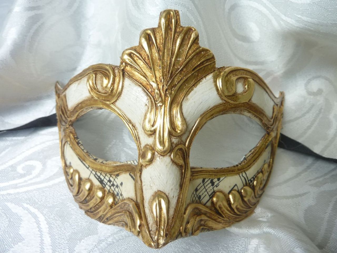 masque venitien à Paris ,masque de carnaval 