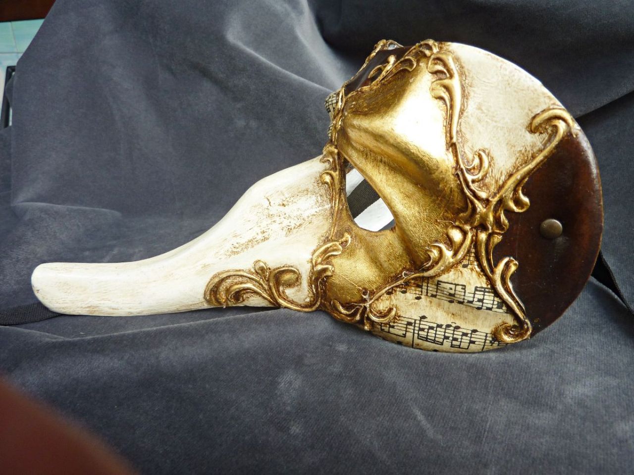 masque venitien à Paris ,masque de carnaval 