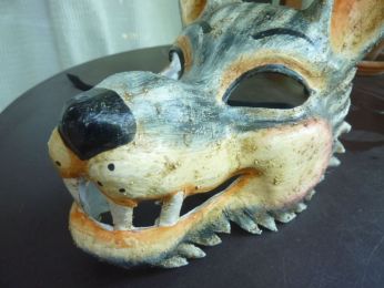 masque de loup, masque thèâtrere  