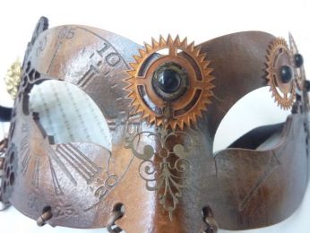 masque loup steampunk en cuir avec applications métallique , fait main