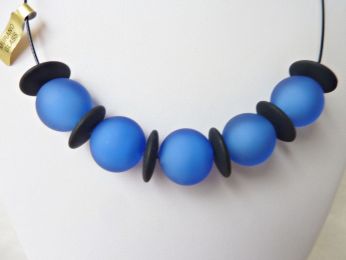 collier perles en verre de Murano bleu et noir, satiné, fait main44