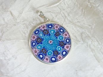 pendentif en verre millefleur 
