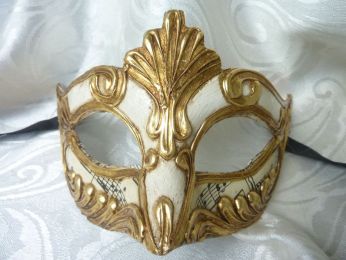 masque venitien à Paris ,masque de carnaval 